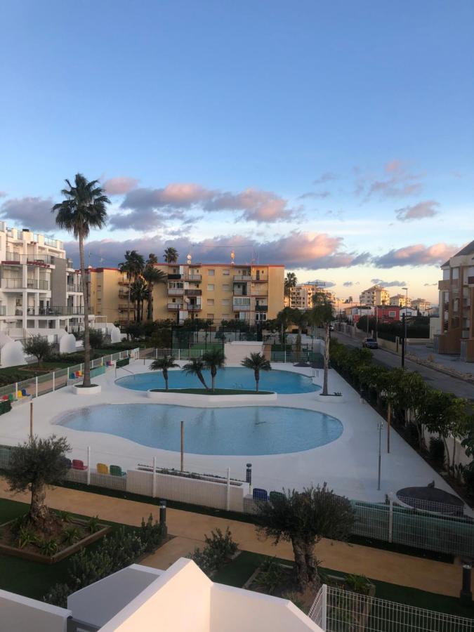 Sunny Apartment In Denia With Outdoor Swimming Pool And Garage Parking Place Included, 300M From The Sandy Beach Extérieur photo