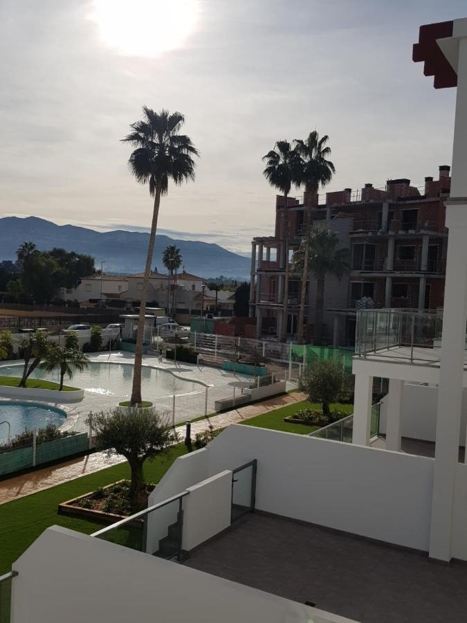 Sunny Apartment In Denia With Outdoor Swimming Pool And Garage Parking Place Included, 300M From The Sandy Beach Extérieur photo
